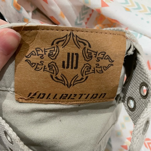 NWT Pants with Belt - Picture 4 of 5